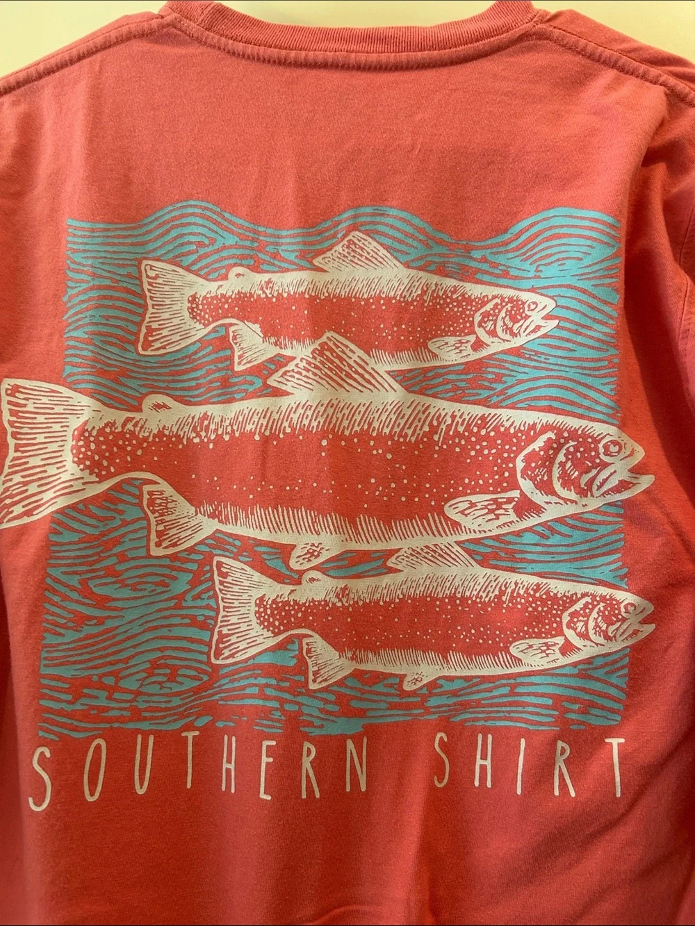 Southern Shirt Fish two sided graphic Long-Sleeve Pocket Tee size S Coral Pink